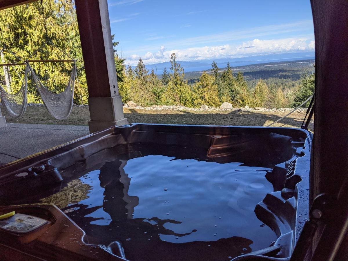 Mountain House Of Wonder * Qualicum Beach